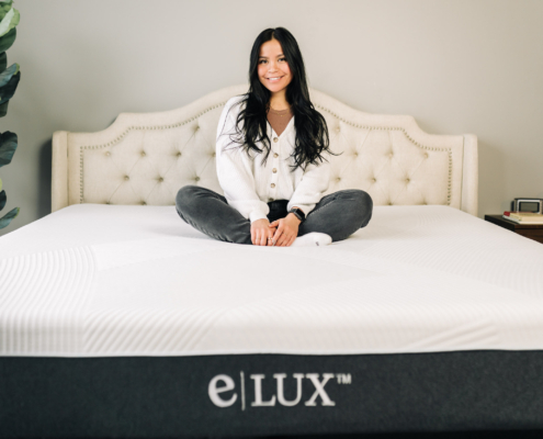 Elux - Product Video Stringline Pictures Marketing Video